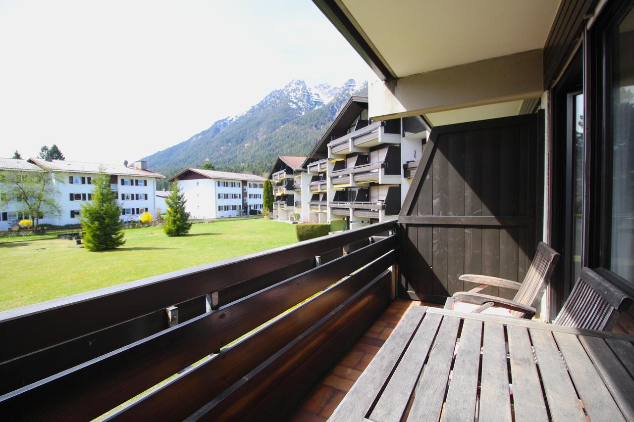 Lindenschloesschen & Schlossgarten Apartment Garmisch-Partenkirchen Luaran gambar